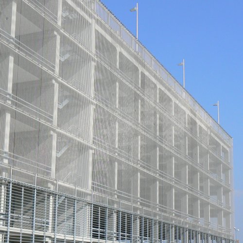 How Architectural Mesh Benefits Fall Protection