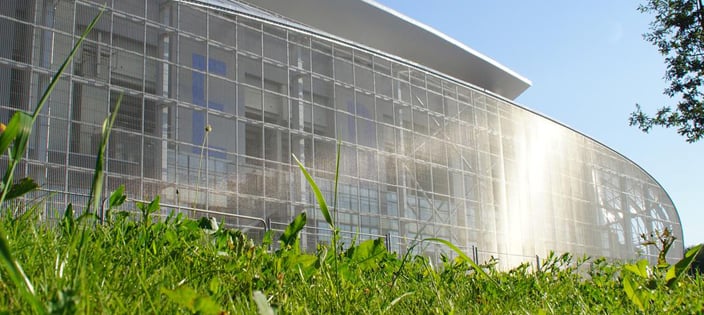 How Architectural Mesh Is Used in Sports Facilities