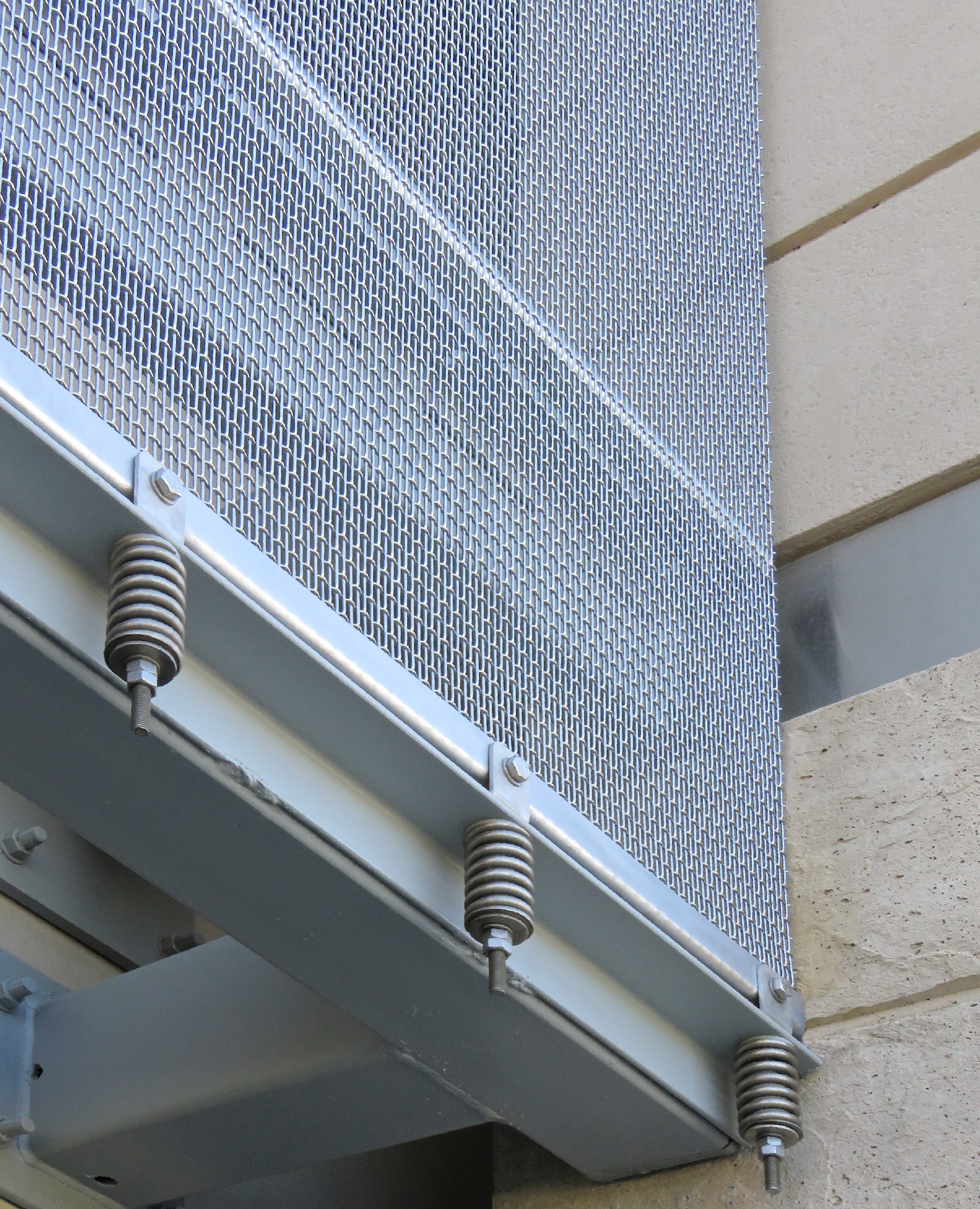What is a wire mesh façade? (Benefits, Cost, What’s Included)